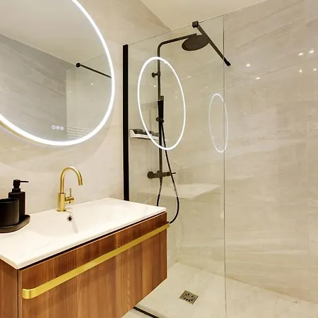 New And Bright 4 People